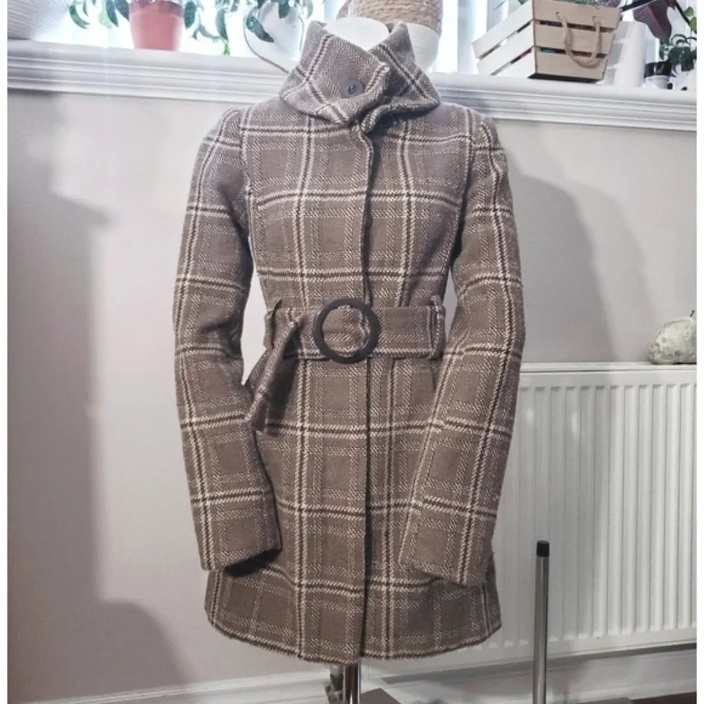 SOLD- COSTA BLANCA-Canada- Plaid Peacoat- Size 4 (Wool Blend) - Picture 4 of 11